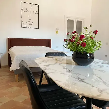 Faraglione Couette-café 3*