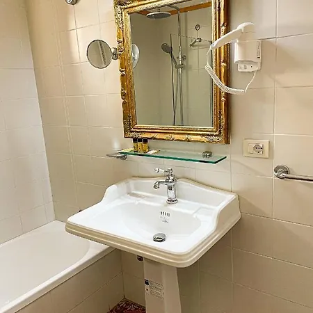 Faraglione Bed & Breakfast