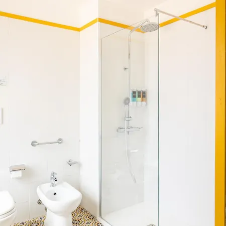 Faraglione Bed and Breakfast Λίπαρι