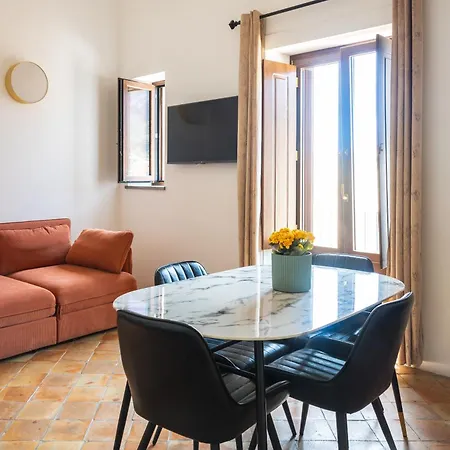 Faraglione Bed and breakfast 4*